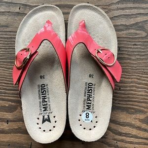 NWOT Mephisto coral orange Natalina buckle thong sandal size 38/8